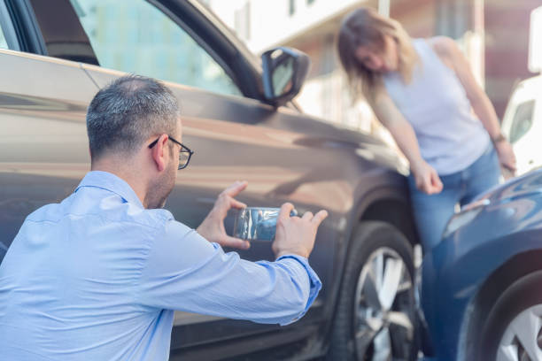 Professional High Risk Auto Insurance technician working in Delaware, DE